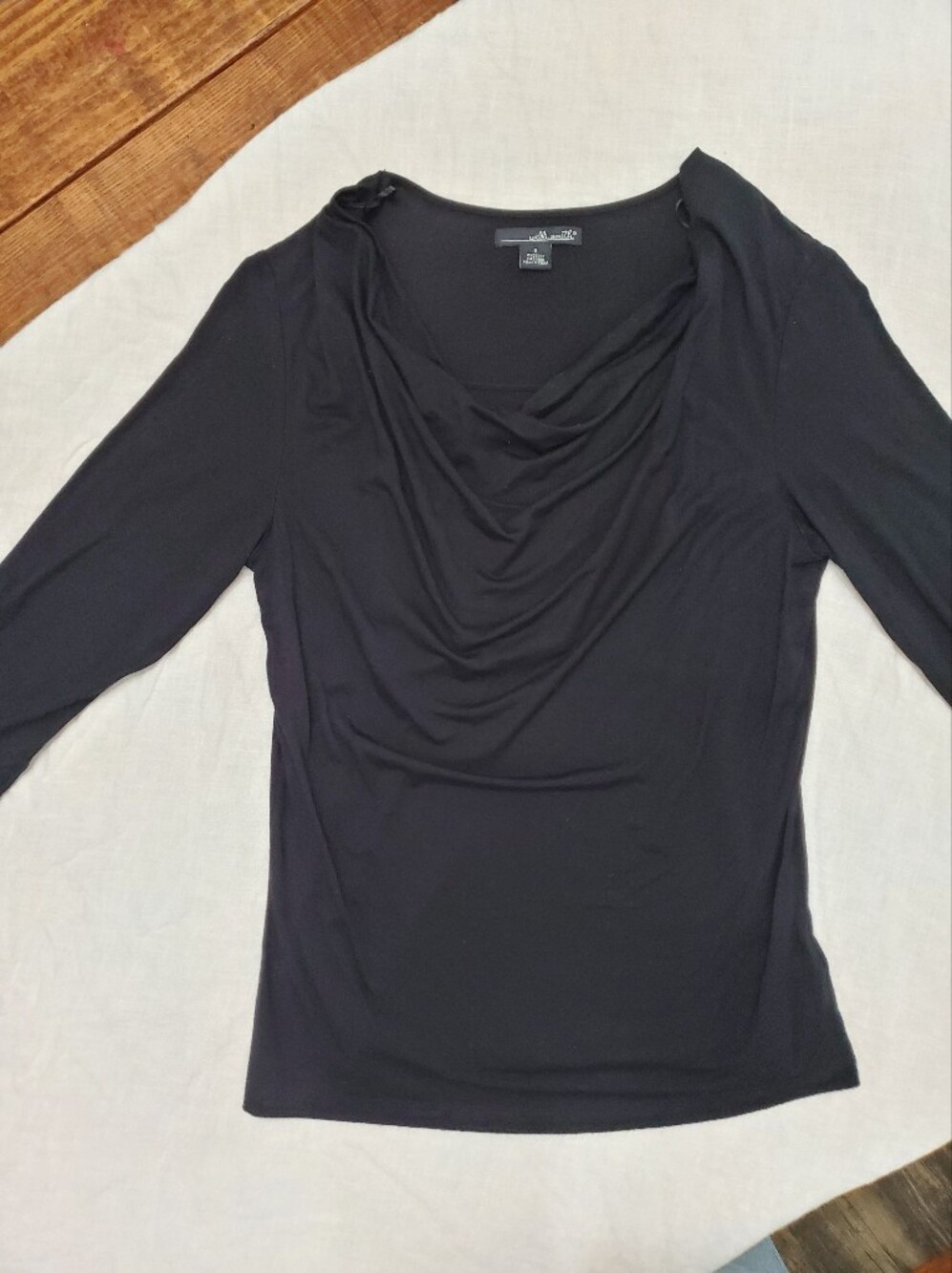 Willi Smith Black Draped Long Sleeve Top Size Small Viscose Stretch